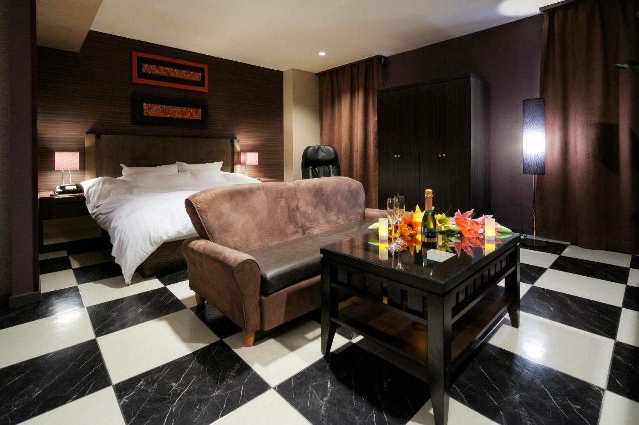 Hotel Sol (Adults Only) Fukuoka  Extérieur photo
