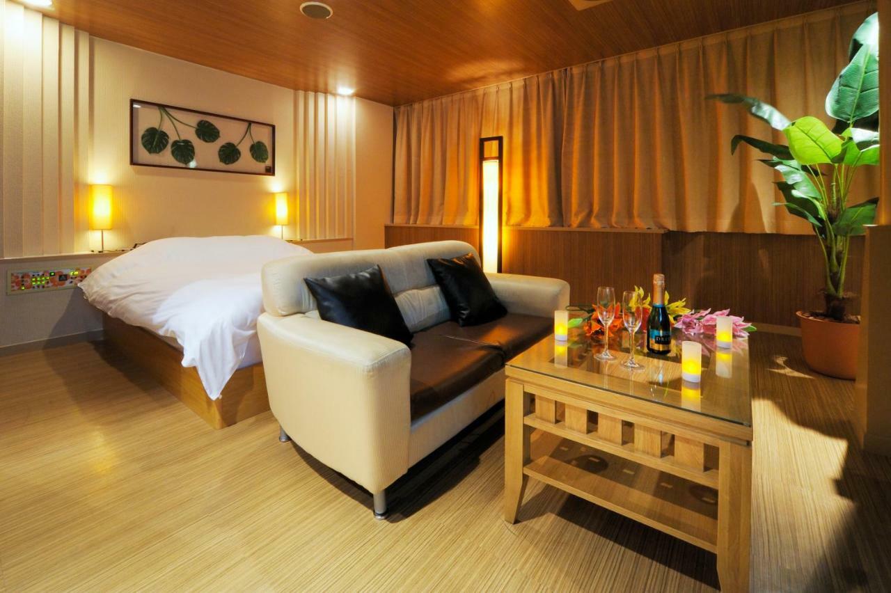 Hotel Sol (Adults Only) Fukuoka  Extérieur photo
